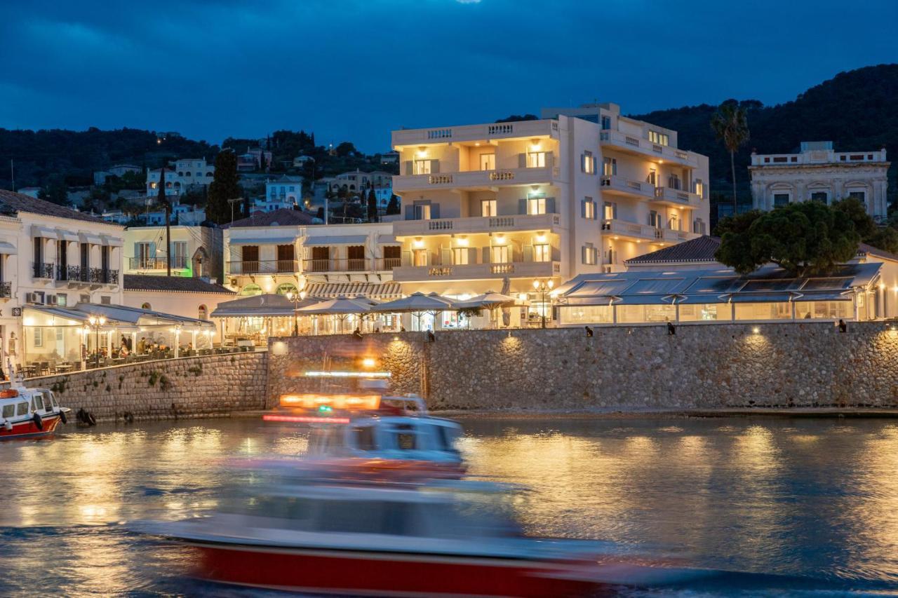 Hotel Roumani Spétses Exteriör bild